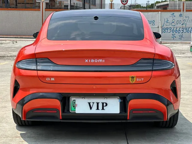 Xiaomi SU7 — Фото автомобиля 8