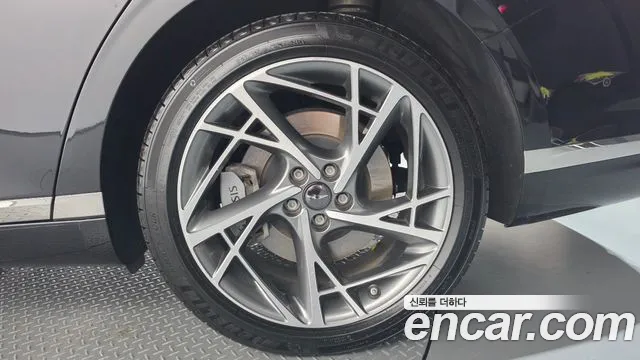 Genesis G90 RS4 — Фото автомобиля 6