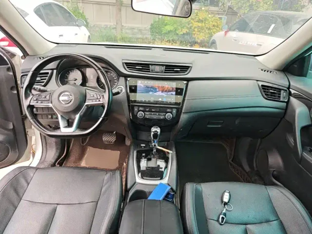 Nissan X-Trail — Фото автомобиля 9