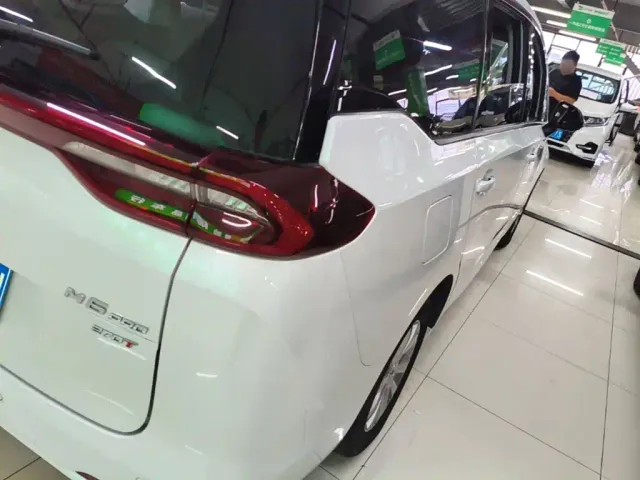 GAC Trumpchi M6 — Фото автомобиля 7