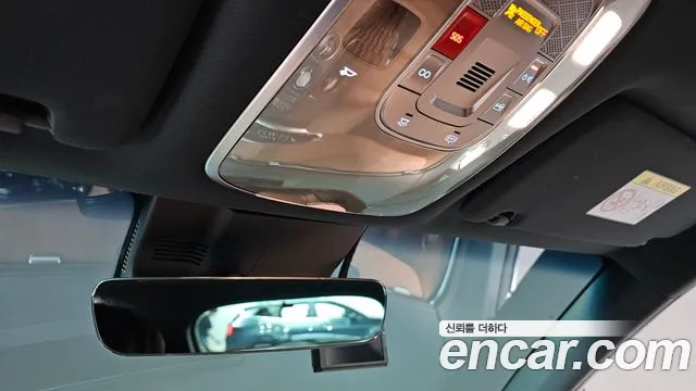 Genesis GV70 — Фото автомобиля 27