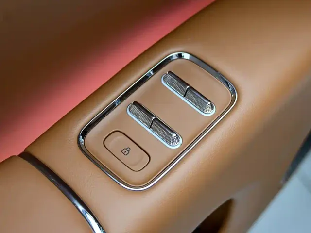 Maextro S800 — Фото автомобиля 27