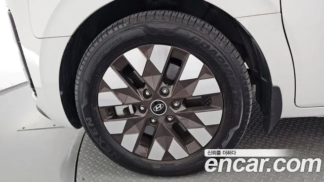 Hyundai Staria Staria — Фото автомобиля 5