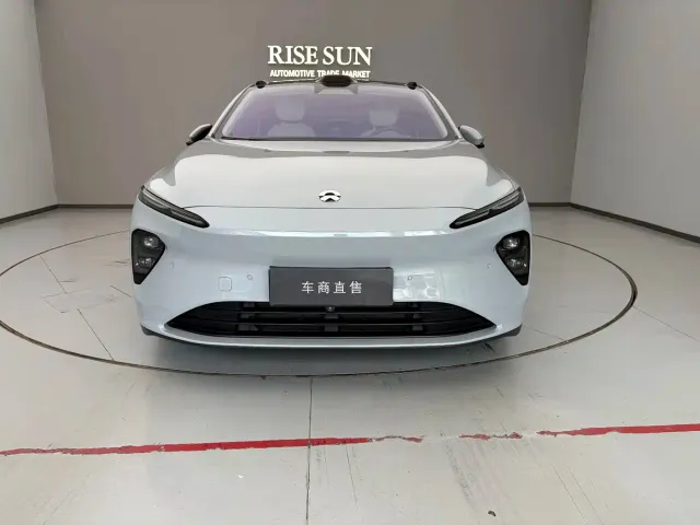 Nio ET7 — Фото автомобиля 2