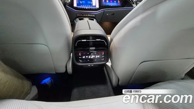 Mercedes-Benz E-Class W214 — Фото автомобиля 15
