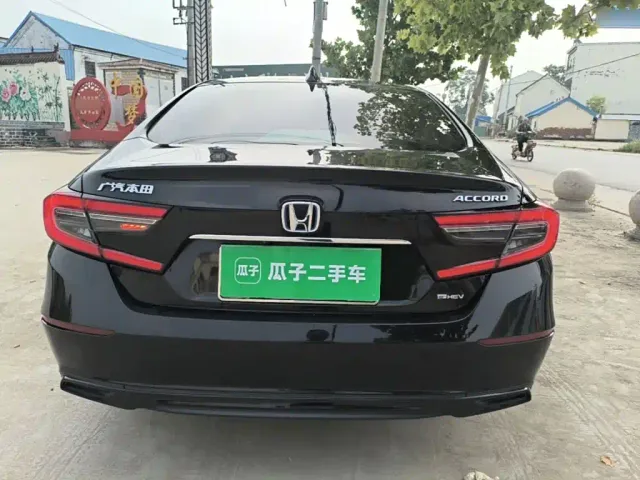 Honda Accord — Фото автомобиля 5
