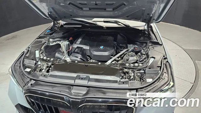 BMW 5-Series 5 серия (G60) 530i xDrive M Sport — Фото автомобиля 6