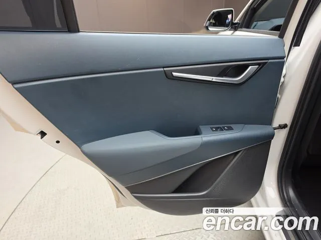 Kia Niro The All New — Фото автомобиля 14