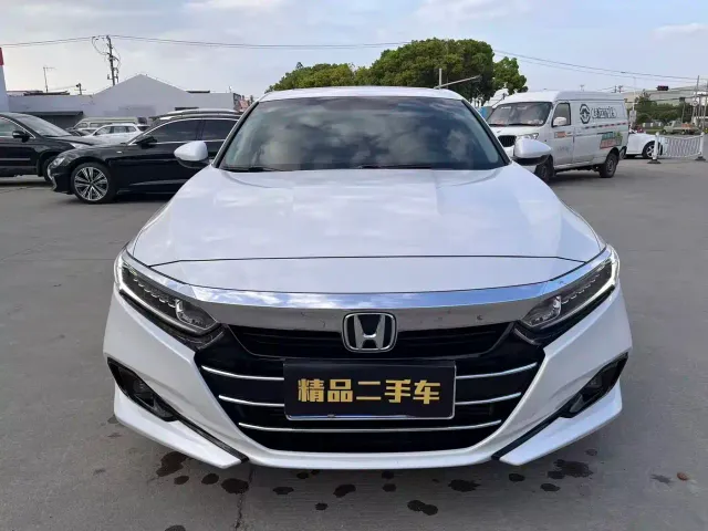 Honda Accord — Фото автомобиля 2