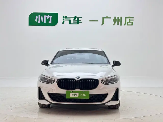 BMW 1 Series — Фото автомобиля 2