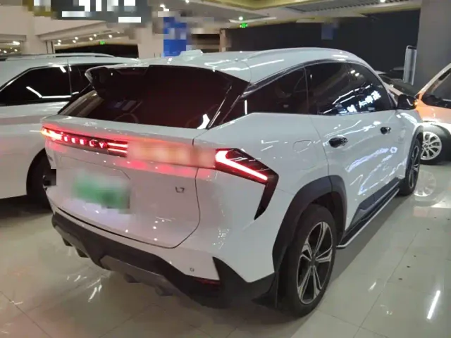 Geely Galaxy L7 — Фото автомобиля 6