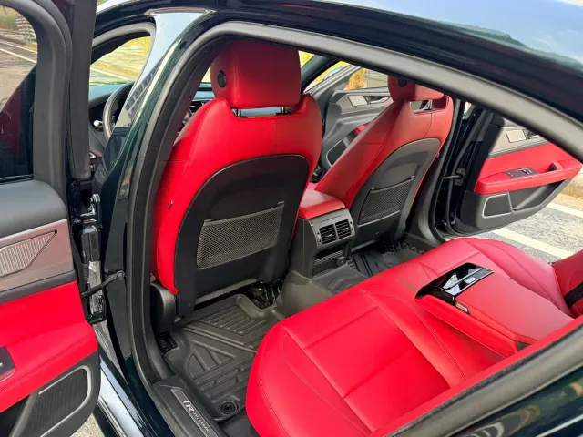 Jaguar XEL — Фото автомобиля 10
