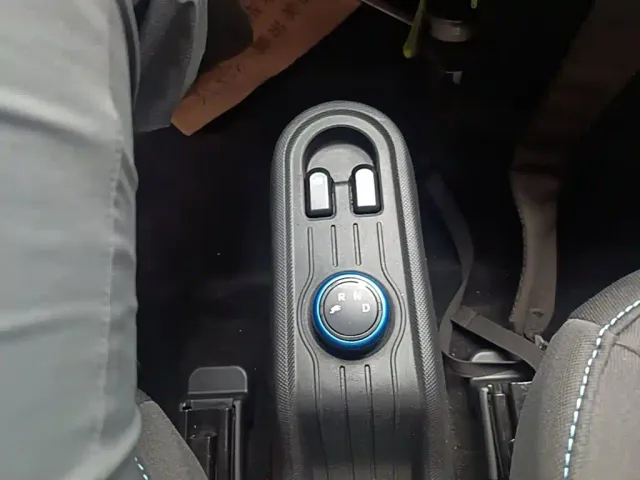 Wuling Hongguang Mini EV — Фото автомобиля 13