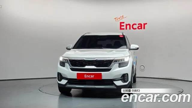 Kia Seltos — Фото автомобиля 3
