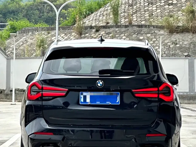 BMW X3 — Фото автомобиля 9