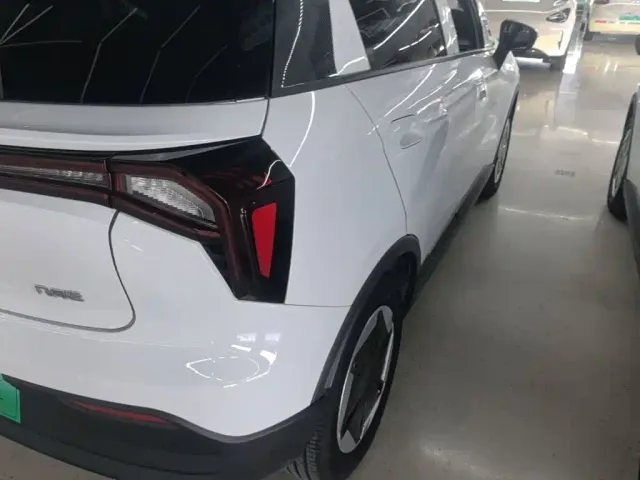 Geely Geometry E Firefly — Фото автомобиля 7