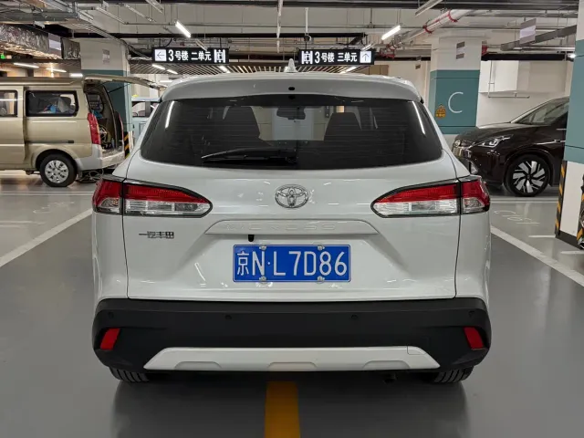 Toyota Corolla Cross — Фото автомобиля 7