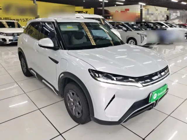 BYD Yuan UP — Фото автомобиля 3