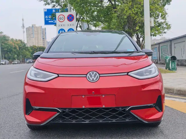 Volkswagen ID.3 — Фото автомобиля 2