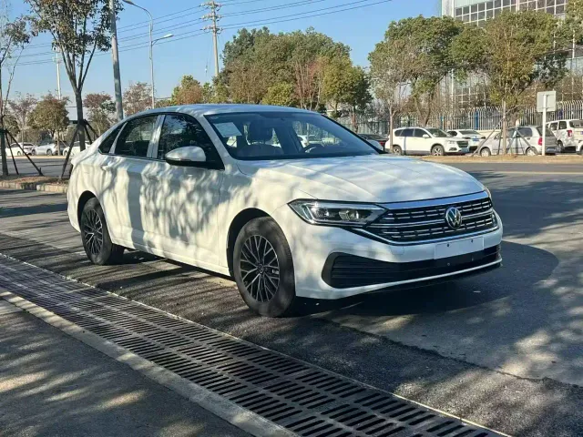 Volkswagen Sagitar — Фото автомобиля 3