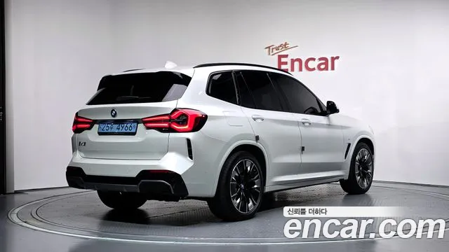 BMW iX3 G08 (2020–2024) — Фото автомобиля 2