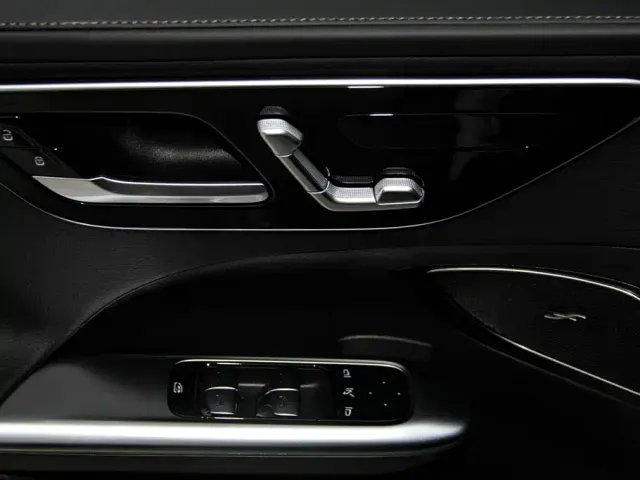 Mercedes-Benz C-Class — Фото автомобиля 26