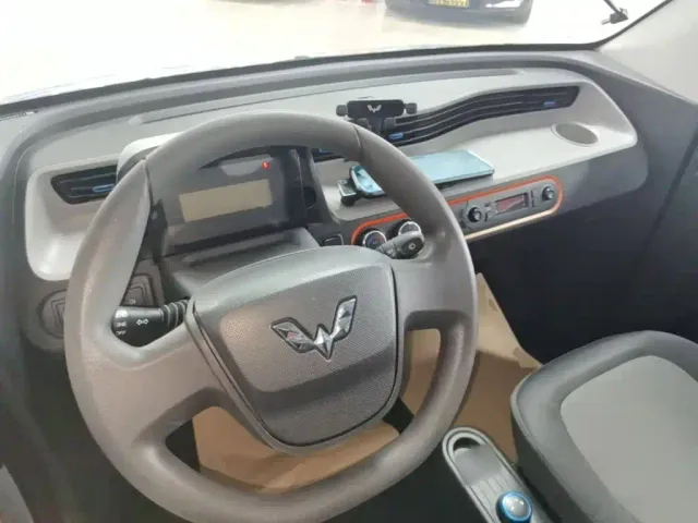 Wuling Hongguang Mini EV — Фото автомобиля 9