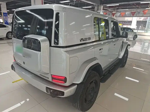 iCAR iCAR V23 2025 FWD Premium Model — Фото автомобиля 4