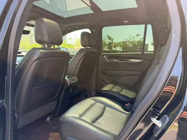 Cadillac XT6 — Фото автомобиля 6