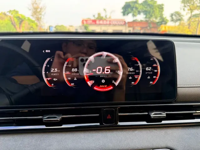GAC Trumpchi Emkoo — Фото автомобиля 18