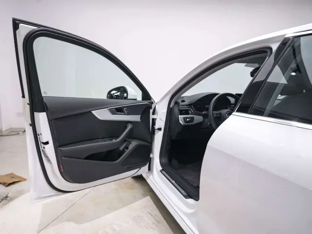 Audi A4L — Фото автомобиля 10