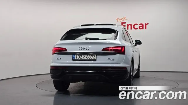 Audi Q5 FY — Фото автомобиля 4