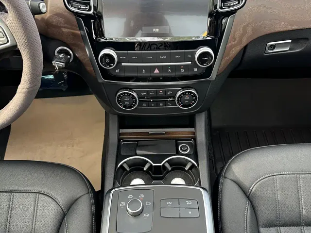 BAIC Beijing Offroad BJ90 — Фото автомобиля 11