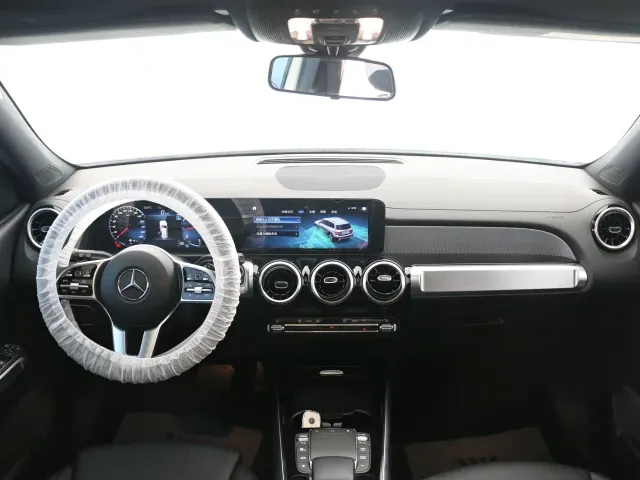 Mercedes-Benz GLB-Class — Фото автомобиля 9