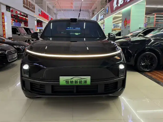 Li Auto L9 — Фото автомобиля 2