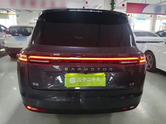 Leapmotor C16 — Фото автомобиля 5
