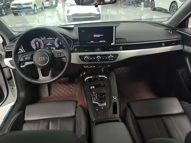 Audi A4L — Фото автомобиля 9
