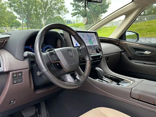 Toyota Vellfire — Фото автомобиля 7