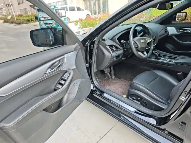 Cadillac CT5 — Фото автомобиля 15