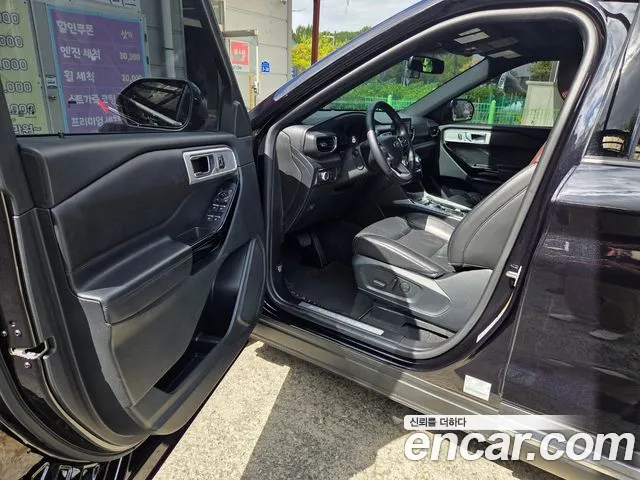 Ford Explorer Generation 6 — Фото автомобиля 10