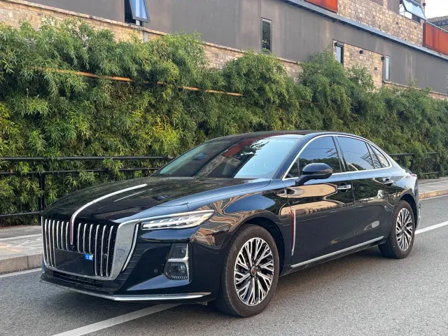Фотография автомобиля — Hongqi H5