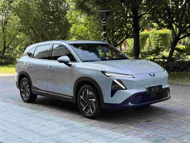 Wuling Starlight S — Фото автомобиля 3