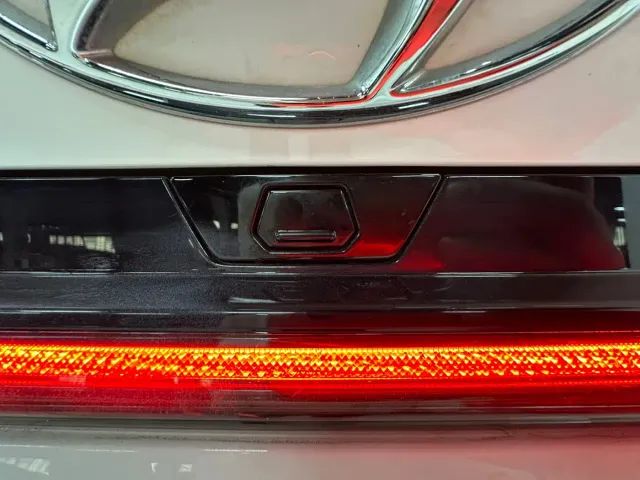 Hyundai Elantra — Фото автомобиля 18