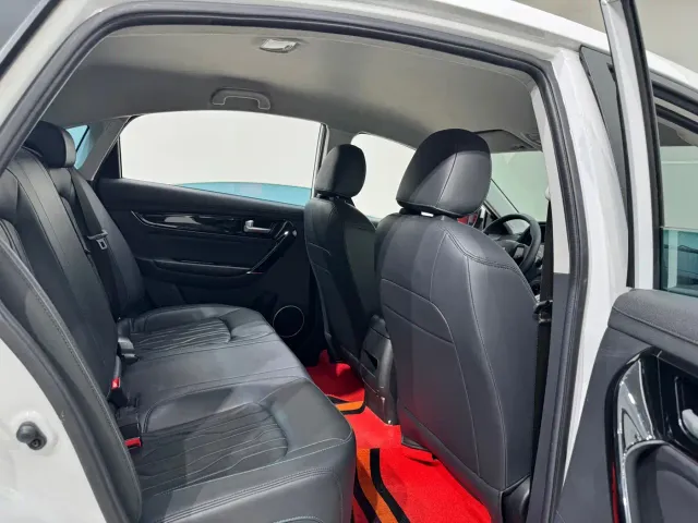 Forthing Fengxing S60EV — Фото автомобиля 11