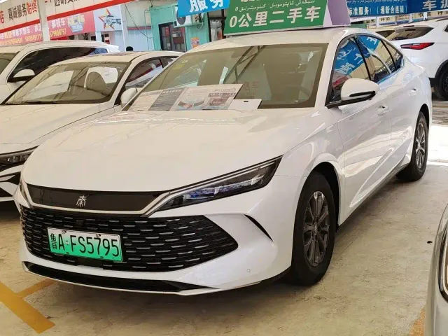 Фотография автомобиля — BYD Qin L