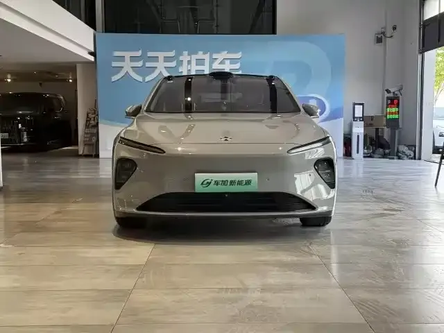 Nio ET7 — Фото автомобиля 2