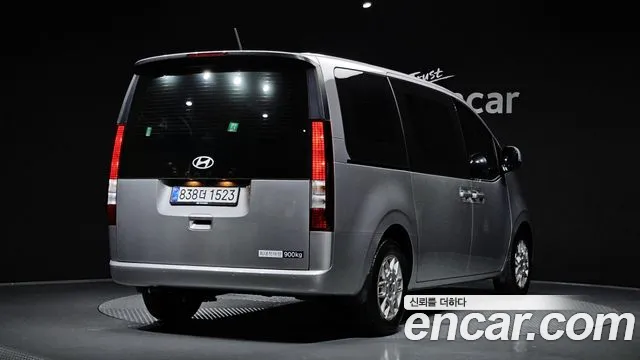 Hyundai Staria Staria L3.5 Карго 3 места — Фото автомобиля 2
