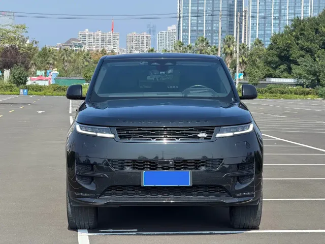 Land Rover Range Rover Sport — Фото автомобиля 2