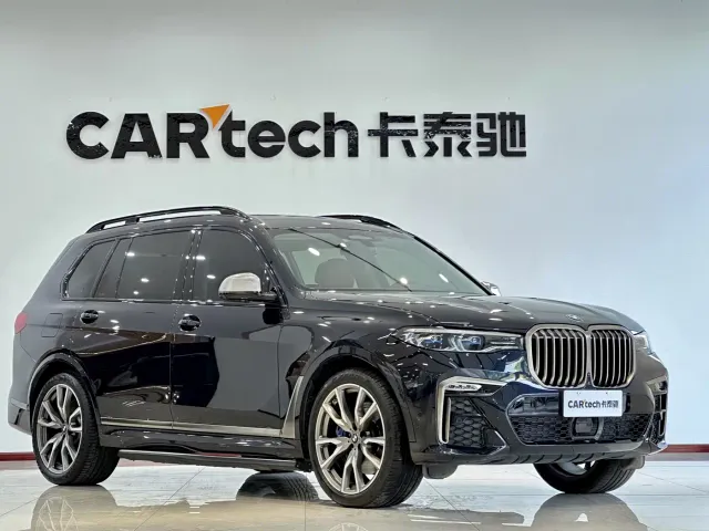 BMW X7 — Фото автомобиля 3