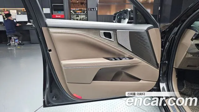 Kia K8 — Фото автомобиля 13